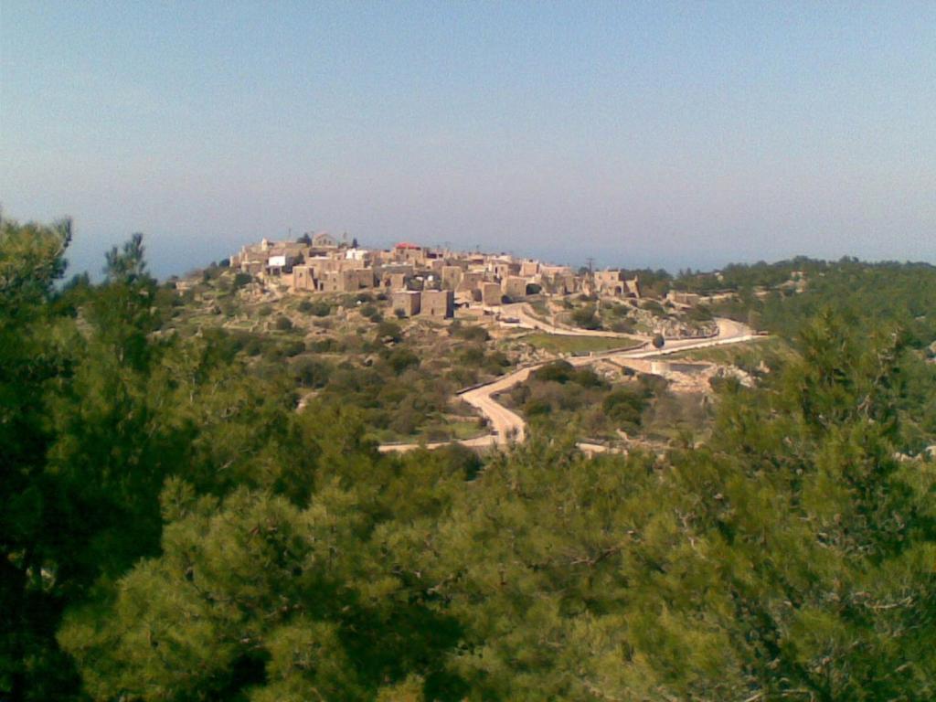 Pyrgos Houses And Restaurant Avgonima Exterior foto